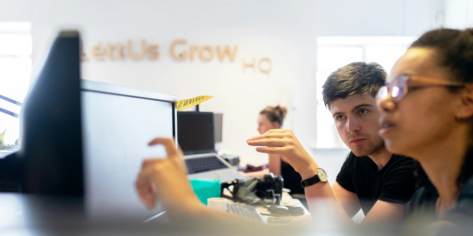 The Delivery Habits That Keep Digital Teams Consistent